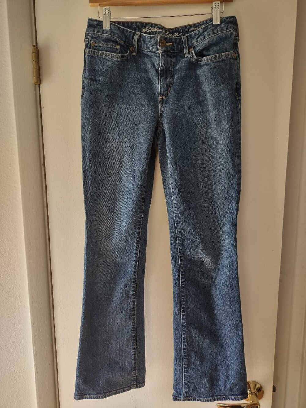 Eddie Bauer Slightly Curvy Bootcut Jeans Women Waist 28 Medium Wash Stretch